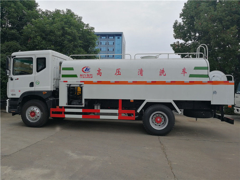 東風D9高壓清洗車