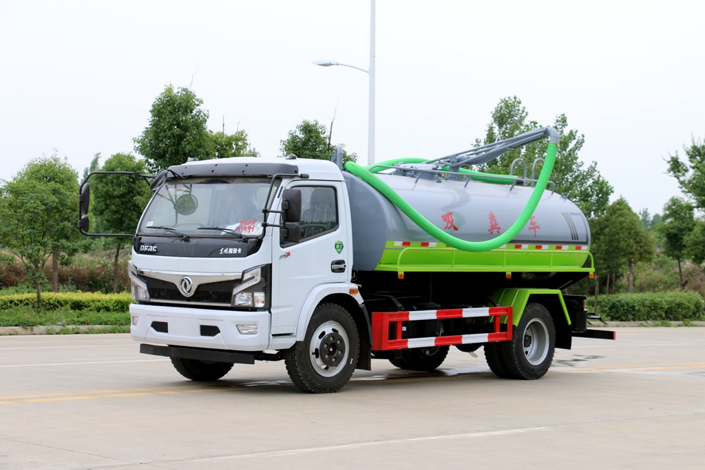 東風(fēng)大福瑞卡吸糞車 東風(fēng)大福瑞卡吸糞車