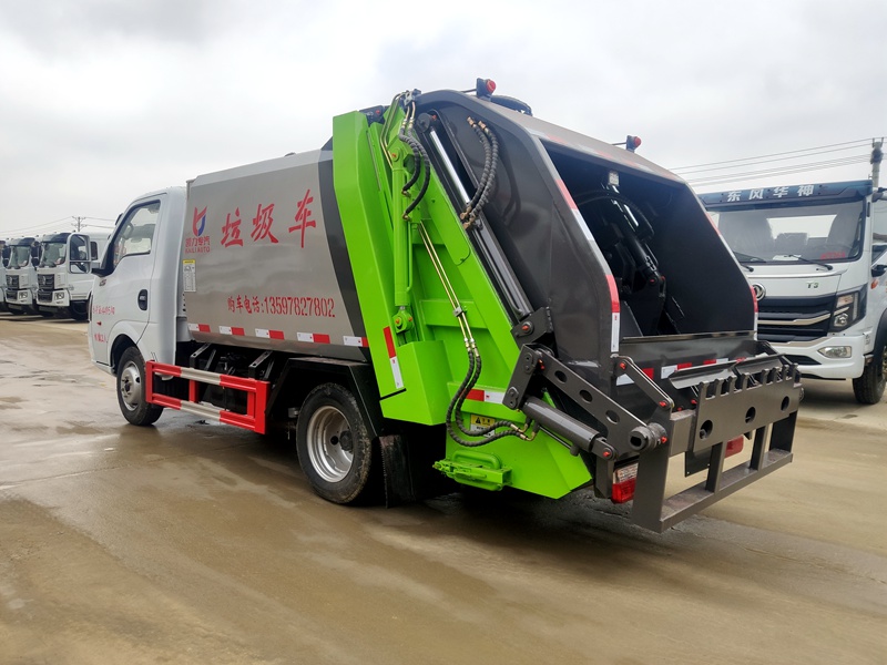 東風(fēng)途逸壓縮垃圾車