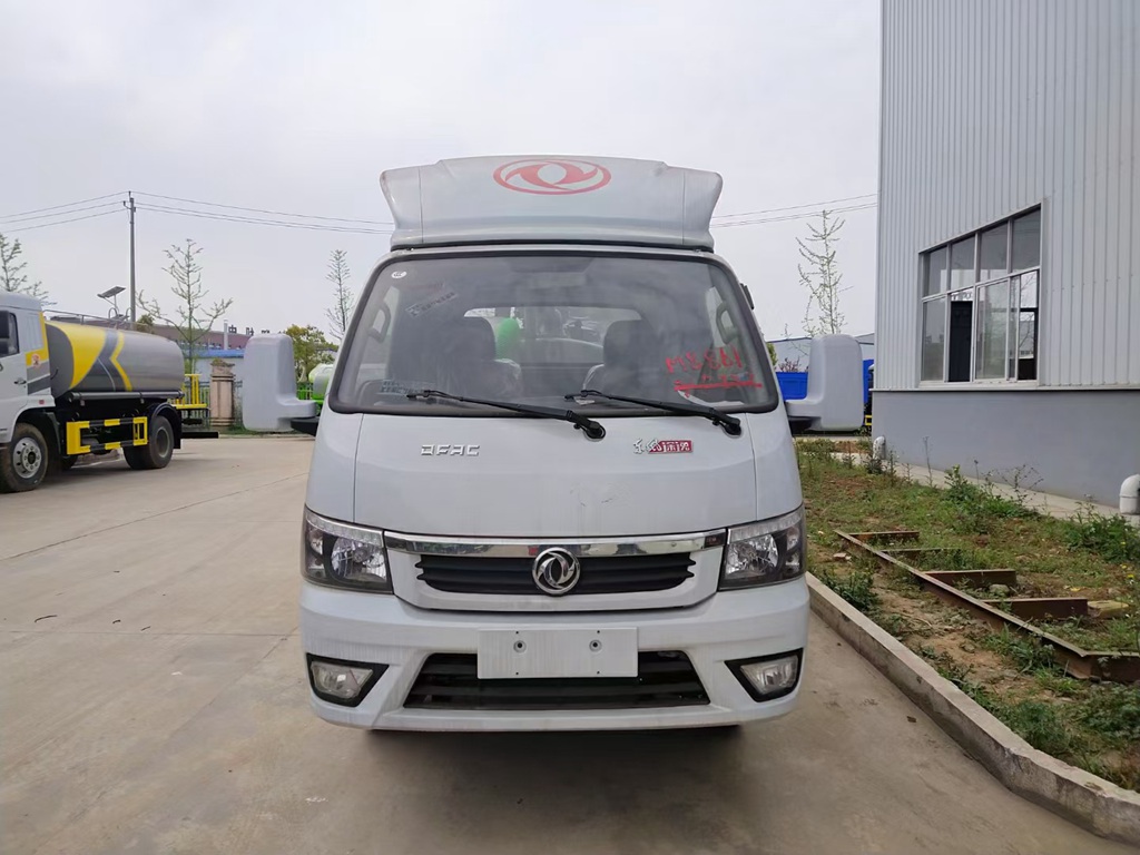 東風途逸吸糞車（藍牌）
