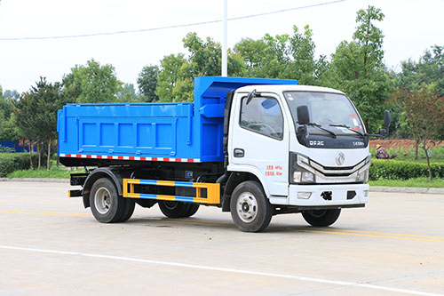 東風(fēng)D6自卸式垃圾車(chē)