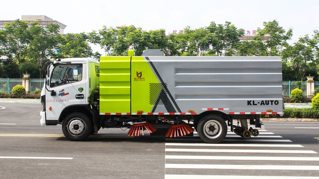 東風凱普特掃地車
