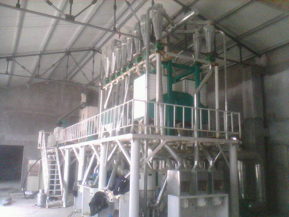 河南雜糧加工設(shè)備廠家小型雜糧加工廠需要哪些加工設(shè)備(圖1) 河南雜糧加工設(shè)備廠家小型雜糧加工廠需要哪些加工設(shè)備(圖1)