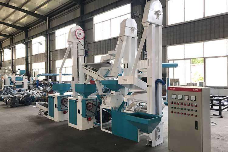 30噸大米加工設(shè)備廠家推薦開封奧盛工貿(mào)機械(圖1) 30噸大米加工設(shè)備廠家推薦開封奧盛工貿(mào)機械(圖1)