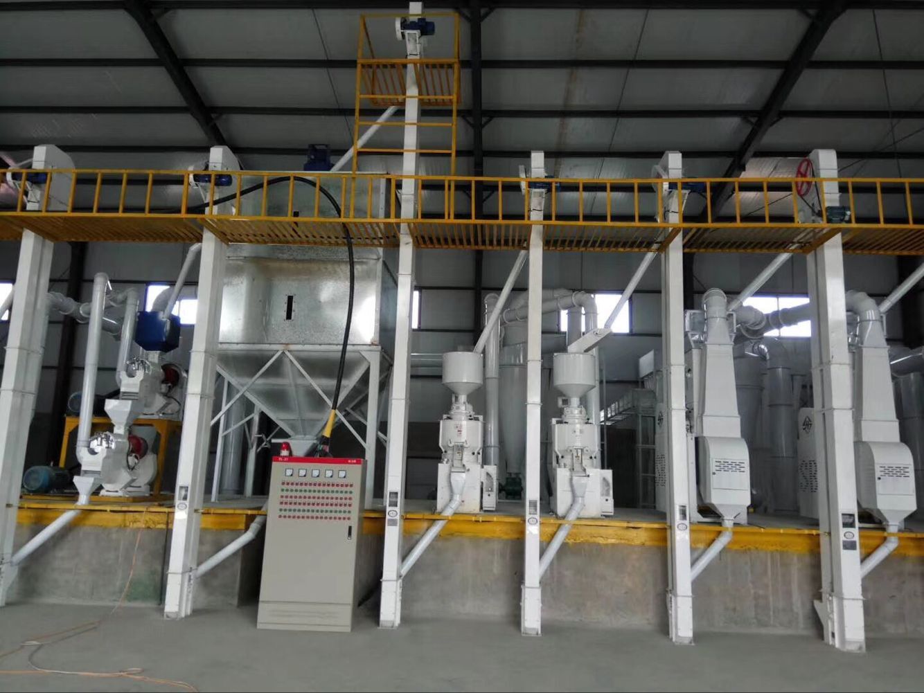 如何區(qū)別玉米加工機(jī)械的優(yōu)劣之分?(圖2) 玉米加工機(jī)械